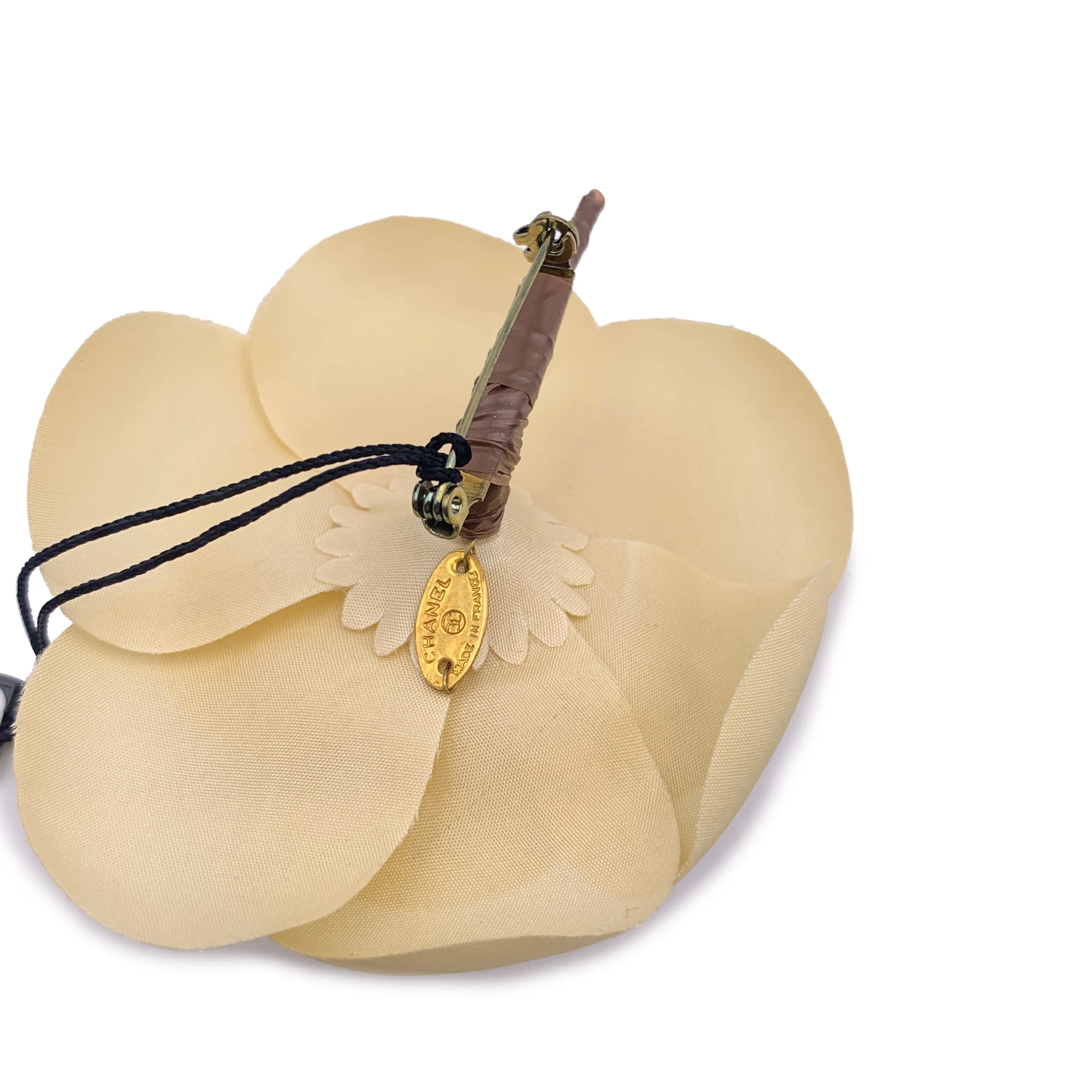 Chanel Vintage Beige Fabric Camelia Flower Camellia Pin Brooch