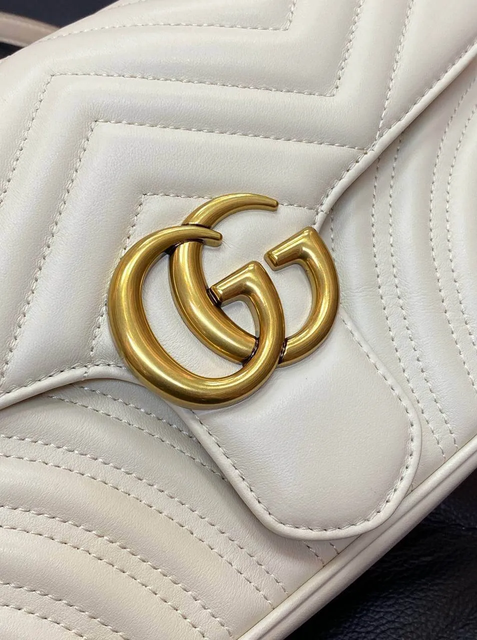Gucci GG Marmont small cross-body bag white
