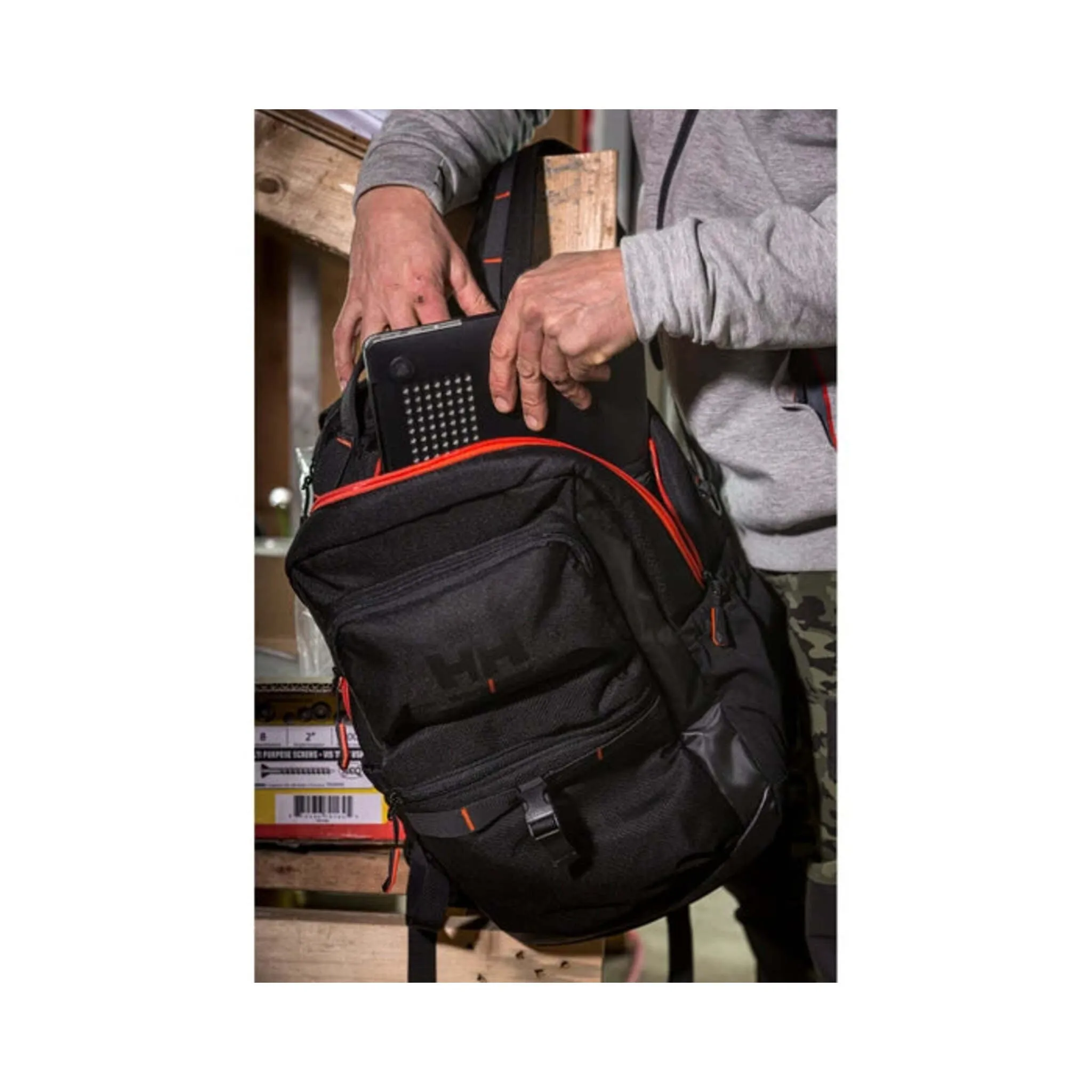 Helly Hansen Work Day Backpack 79583 – Multi Pocket, 27L Capacity, Adjustable Sternum Strap, Durable, Black, Padded Laptop Compartment