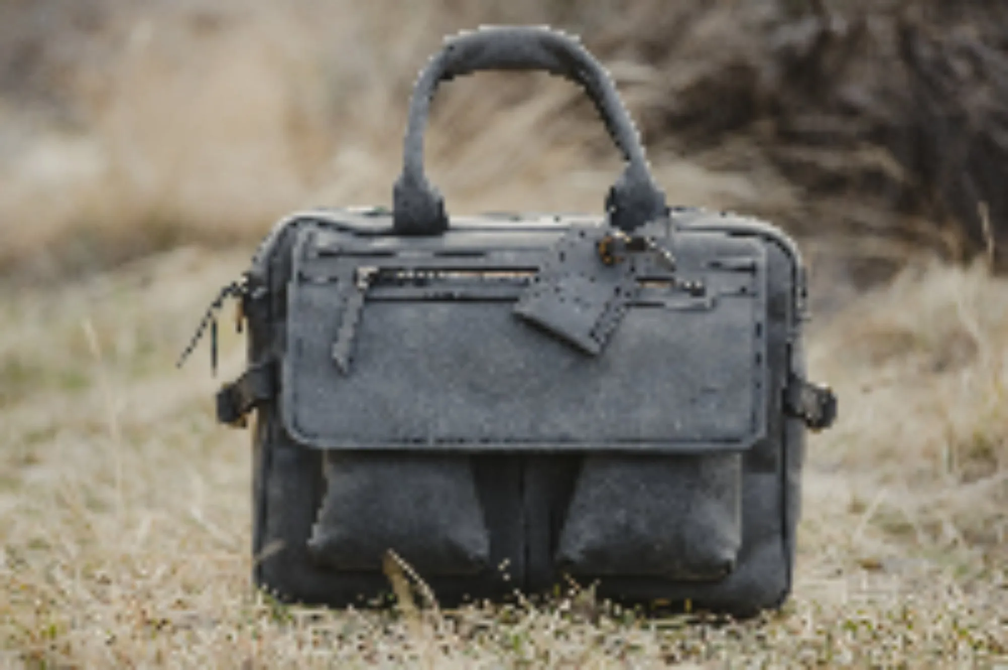 LIMITED EDITION - Yukon Pilot Bag