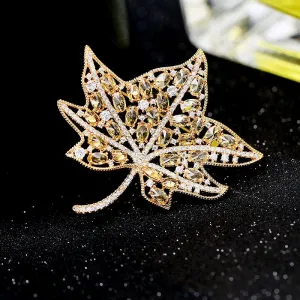 Luxury Copper Micro Inlaid Cubic Zirconia Fashionable Decoration Maple Leaf Brooch Gift