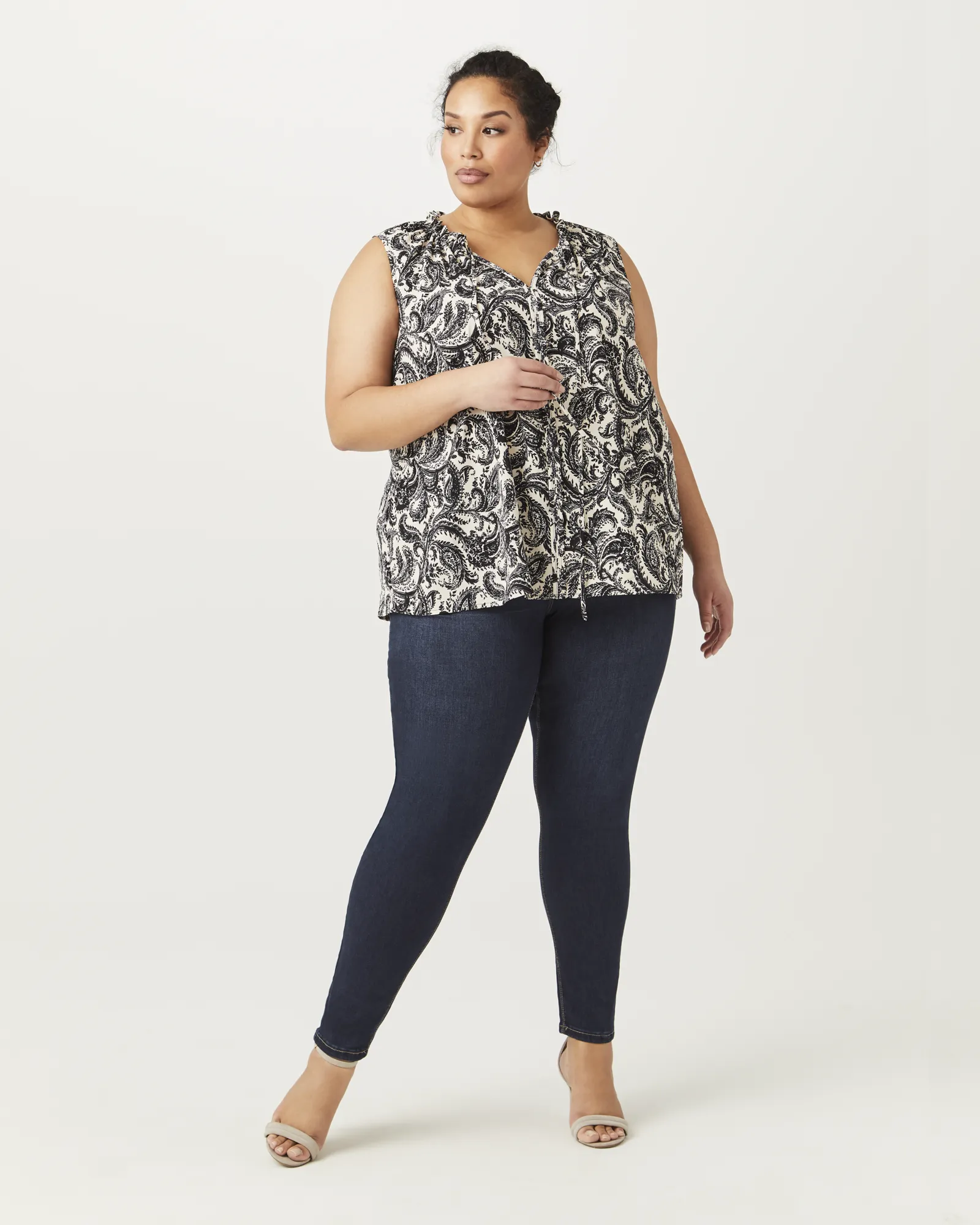 Mira Tie-Neck Blouse | Black / White