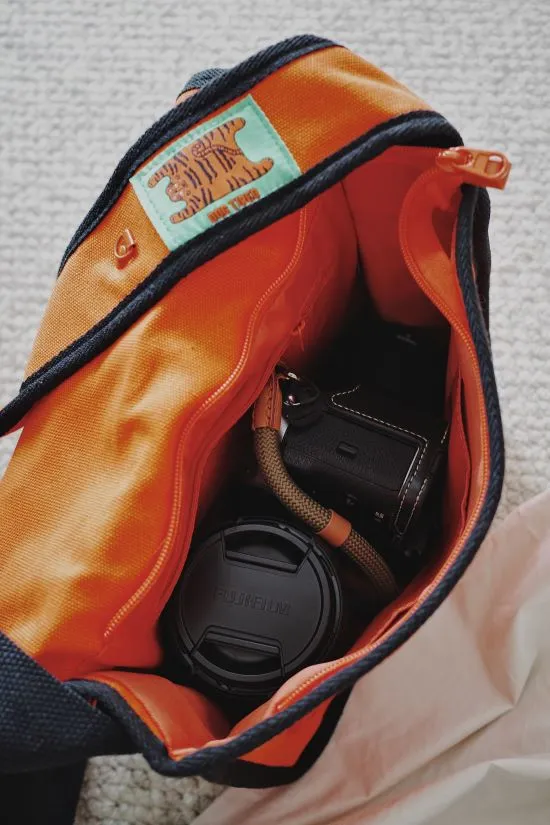 Ruoyu Studio Color-blocked Canvas Crossbody Bag for Casual Commuting