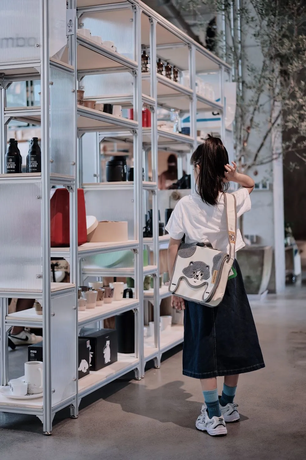 Ruoyu Studio Color-blocked Canvas Crossbody Bag for Casual Commuting
