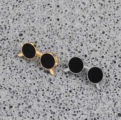 Swanky Shades Mini Brooch
